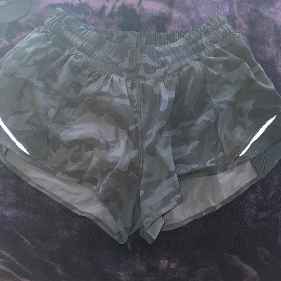 Lululemon short NEW